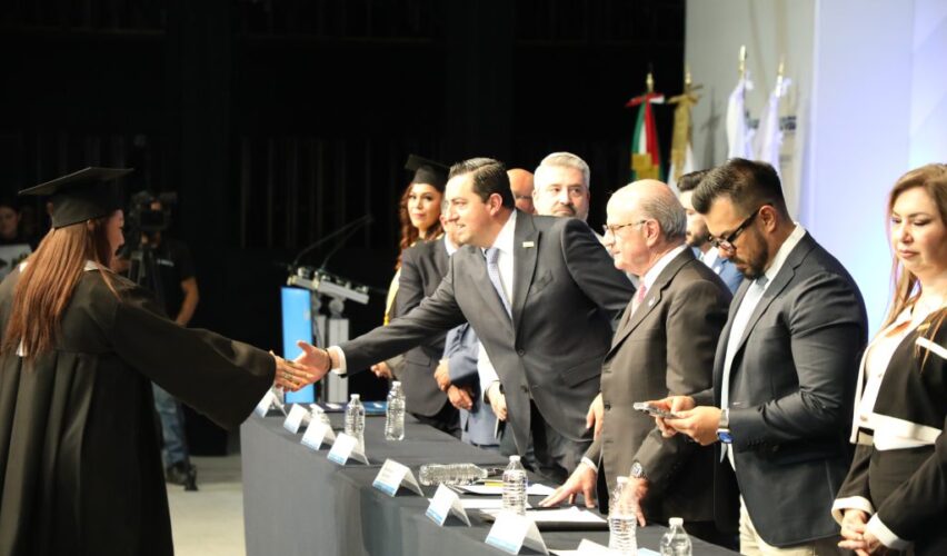 Ceremonia virtual UVEG conecta historias distancia